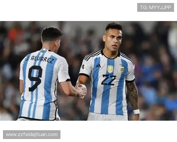 劳塔罗与同代前锋对比：稳定性与上限空间解析